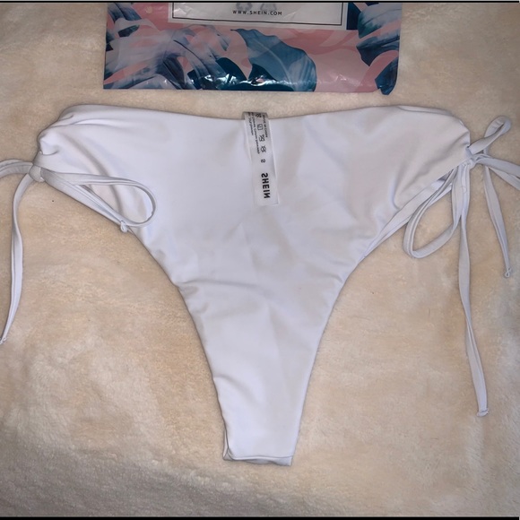Shein bikini bottoms - Picture 2 of 3